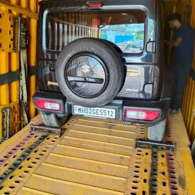 Enclosed car transport service from Hyderabad to Kolkata