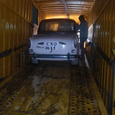 individual car transport service from hyderabad to noida
